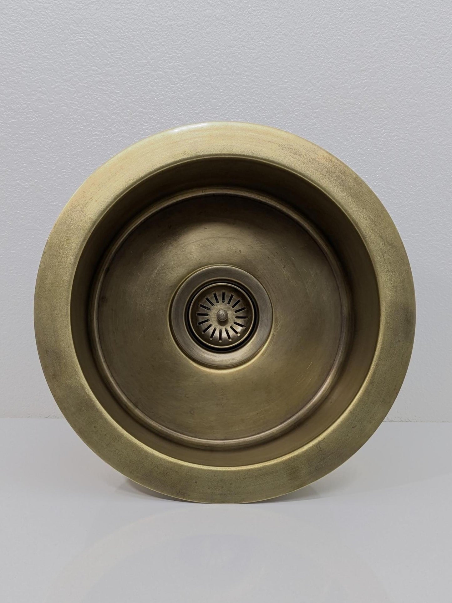 Classic Brass Smooth Finish Round Prep Sink – Vintage Style