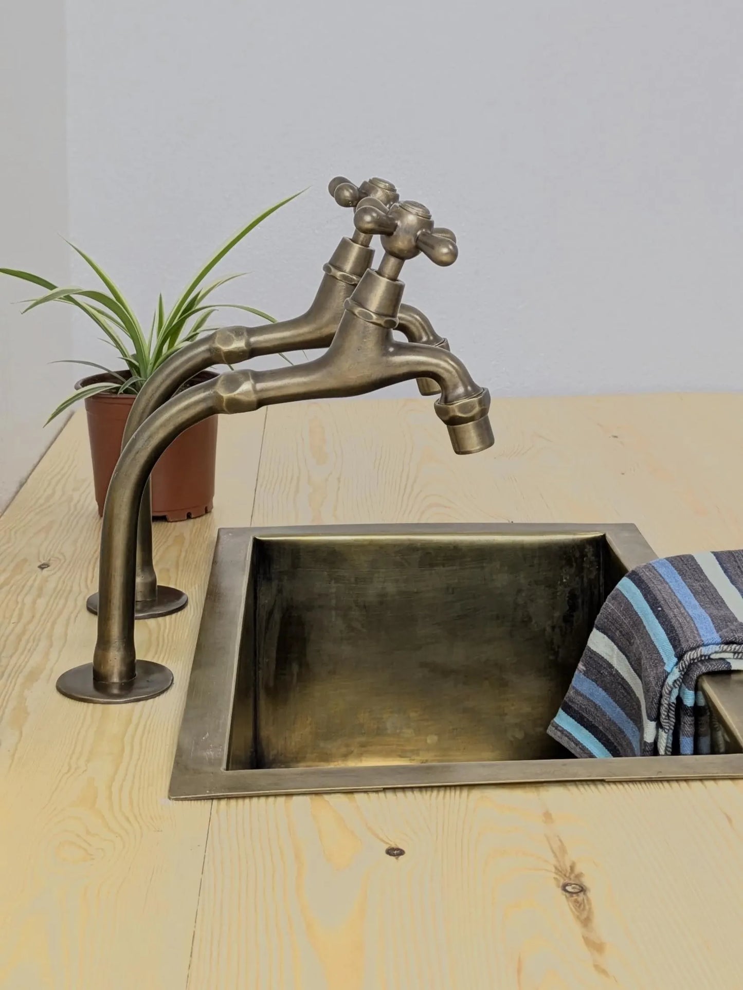 Brushed Brass Pillar Taps – Countertop Sink Faucets Single or Couple