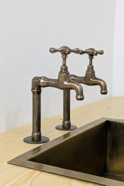 Brass Pillar Taps – Rustic Sink Pair – Old Bronze  Finish