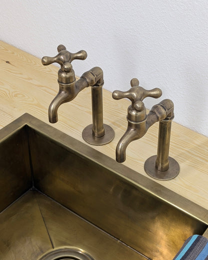 Individual Countertop Brass Pillar Taps, Antique Brass Faucets, Old Bronze  Finish