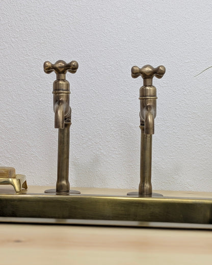 Individual Countertop Brass Pillar Taps, Antique Brass Faucets, Old Bronze  Finish