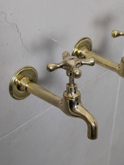 Vintage Brass Dual Tap Set – Classic Wall-Mount Design