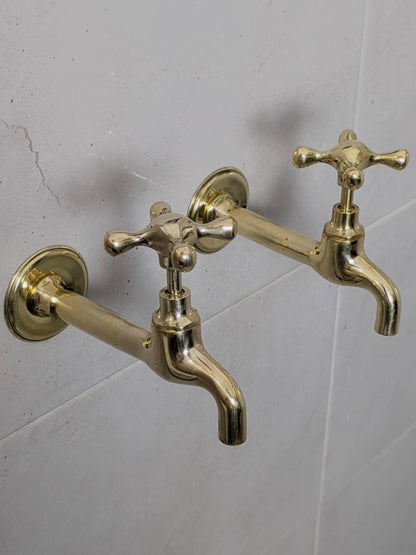Vintage Brass Dual Tap Set – Classic Wall-Mount Design