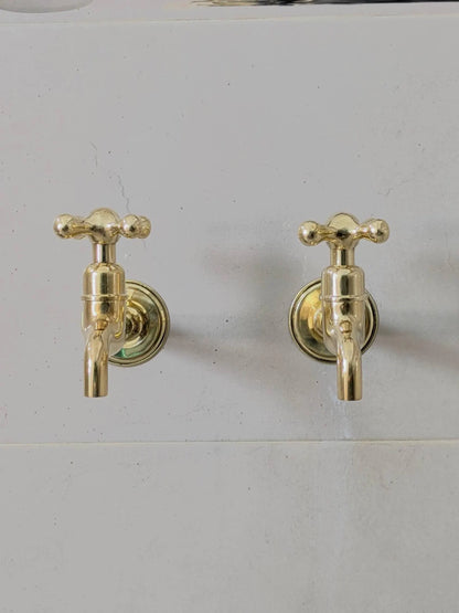 Unlacquered Brass Wall-Mounted Taps – Unlacquered Spigot Faucet for Indoor or Outdoor Use
