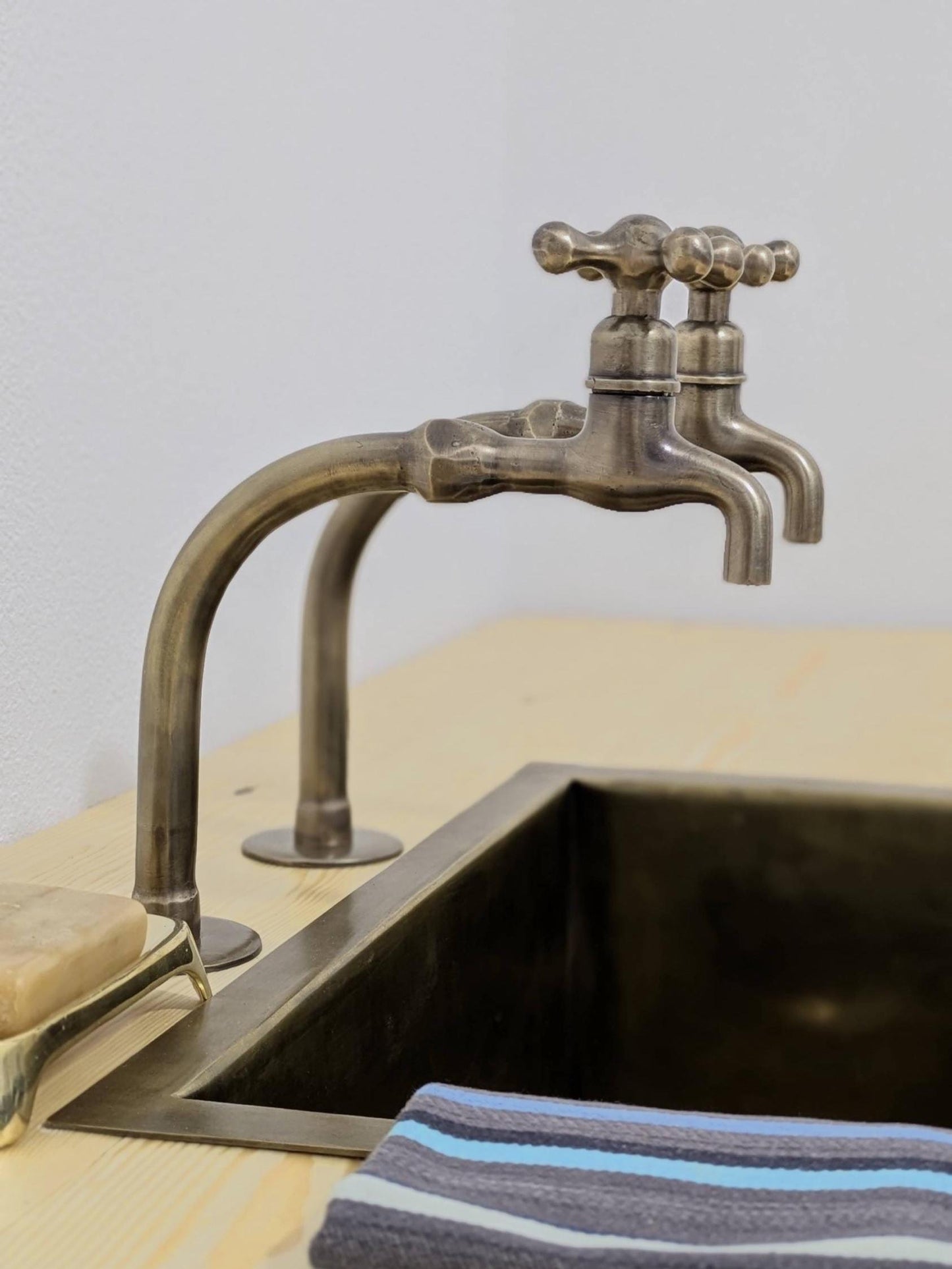 Brushed Brass Pillar Taps – Solid Brass Faucet Set