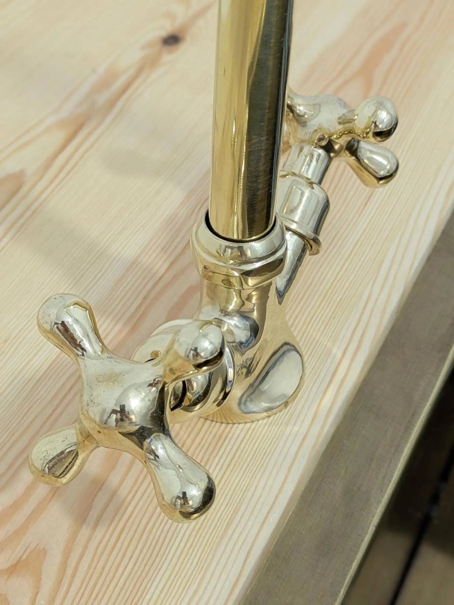 Unlacquered Brass Gooseneck Faucet: Deck Mounted Single Hole Mixer Tap